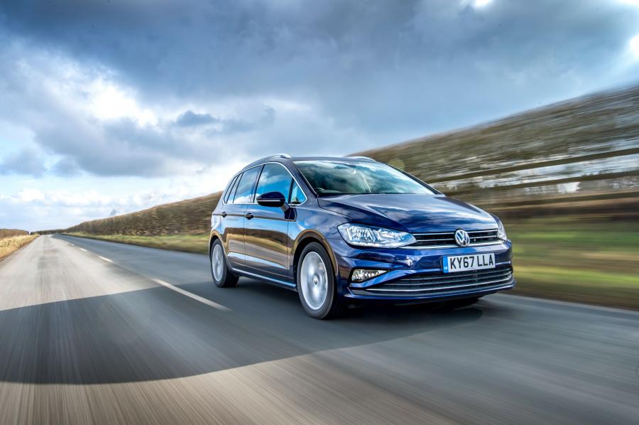  Volkswagen Golf SV 2018 года  (UK) (фото 17 из 24)